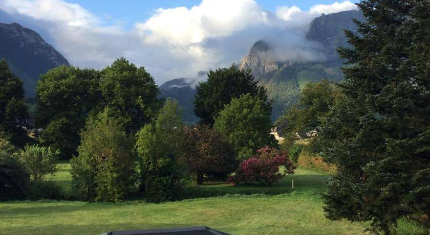 Bedous Bed & Breakfast | 20 m² Bed and breakfast ∙ 2 bedrooms ∙ 4 guests