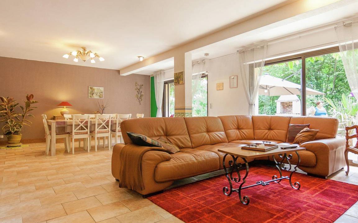Nantheuil House | 200 m² House ∙ 3 bedrooms ∙ 6 guests