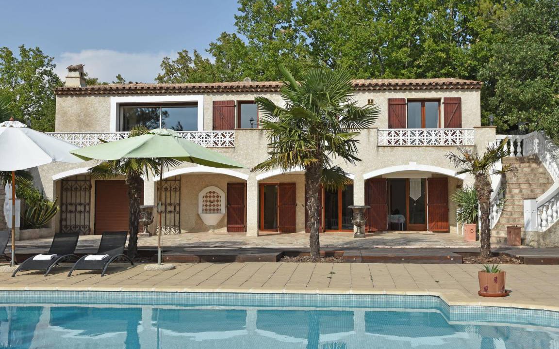 Saint-Paul-en-Foret Villa | 220 m² Villa ∙ 4 bedrooms ∙ 12 guests