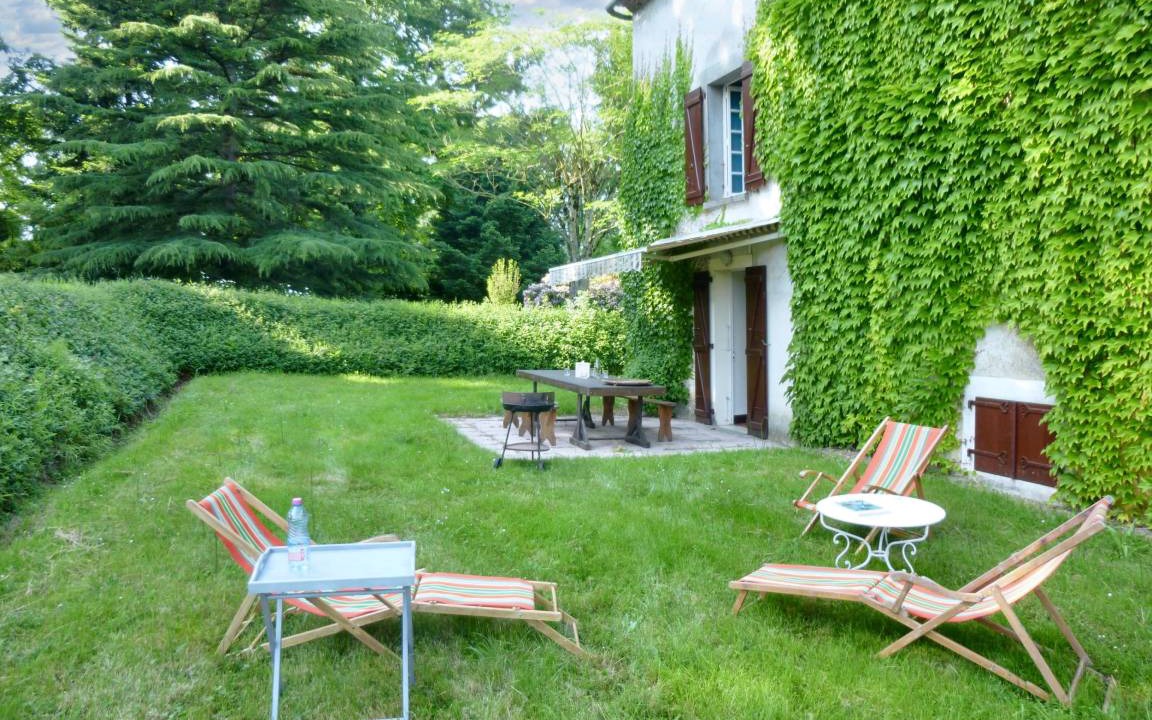 Genouillac House | 220 m² House ∙ 3 bedrooms ∙ 8 guests
