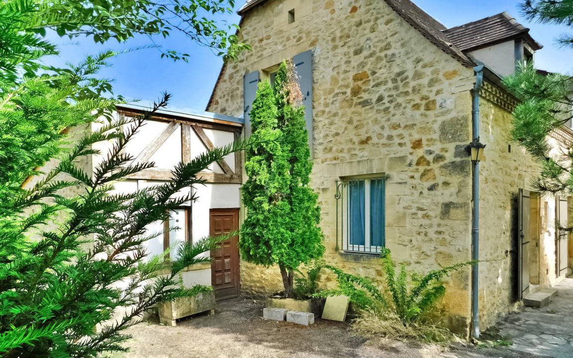 Sarlat-la-Caneda House | 230 m² House ∙ 6 bedrooms ∙ 8 guests