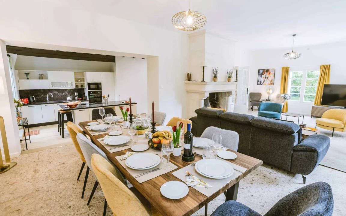 Bergerac House | 230 m² House ∙ 3 bedrooms ∙ 10 guests