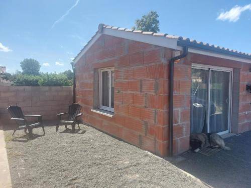 Saint-Laurent-d'Arce Bed & Breakfast | 25 m² Bed and breakfast ∙ 2 guests