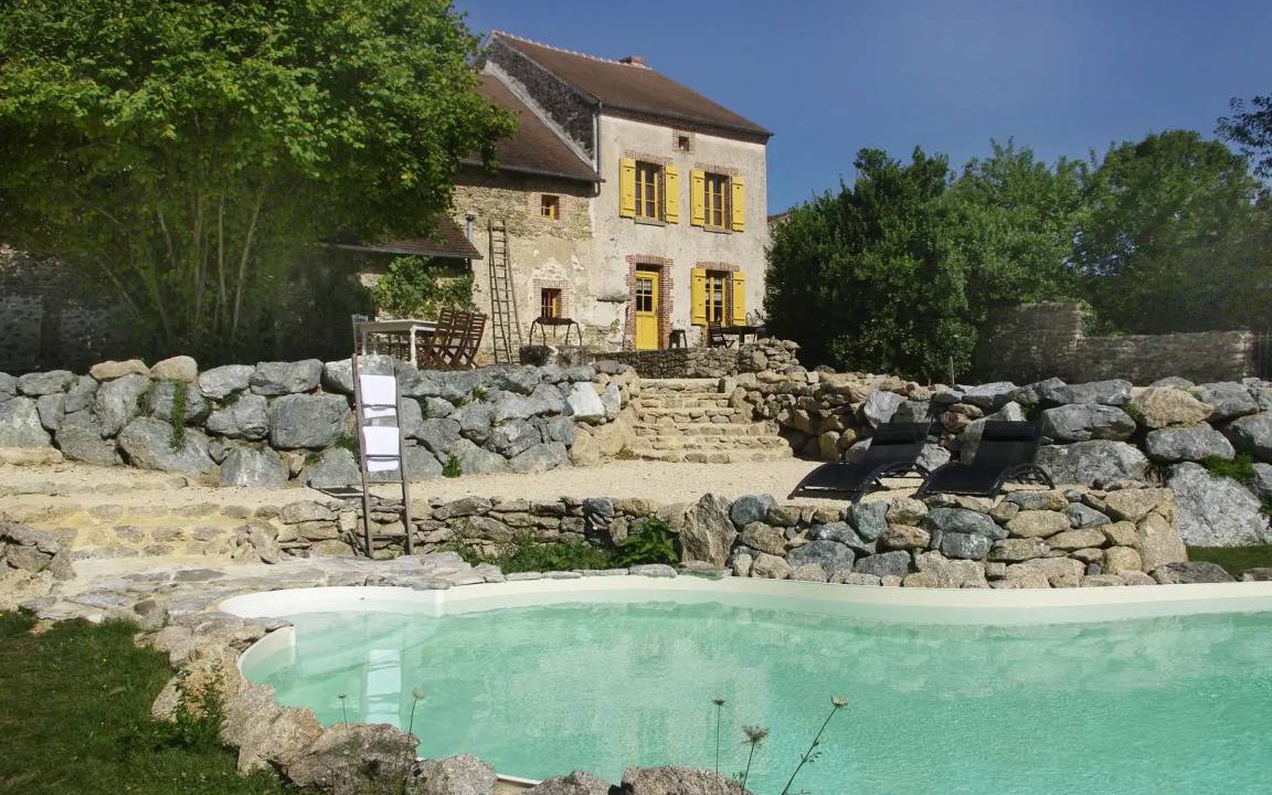 Dompierre-les-Eglises House | 250 m² House ∙ 5 bedrooms ∙ 12 guests