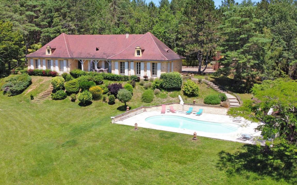 Saint-Chamassy House | 250 m² House ∙ 4 bedrooms ∙ 8 guests