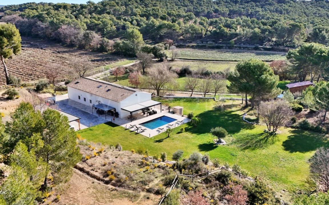 Saint-Cannat House | 270 m² House ∙ 5 bedrooms ∙ 10 guests