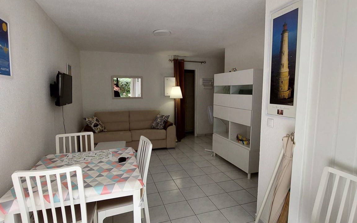 Saint-Georges-de-Didonne Apartment | 30 m² Apartment ∙ 1 bedroom ∙ 4 guests