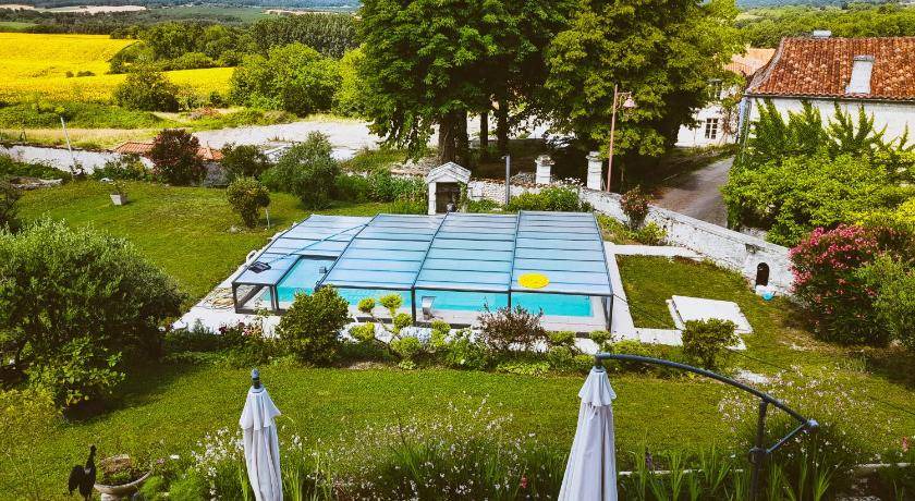 Montignac-le-Coq Bed & Breakfast | 30 m² Bed and breakfast ∙ 3 guests