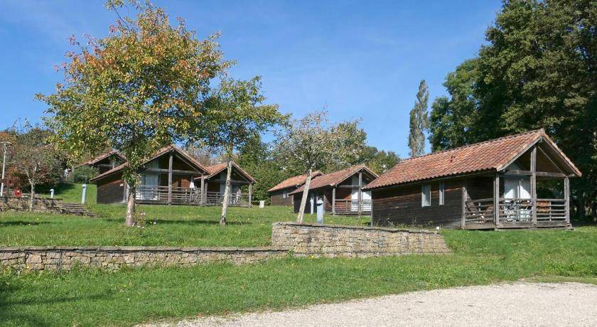 Verneuil-sur-Vienne House | 30 m² House ∙ 2 bedrooms ∙ 4 guests