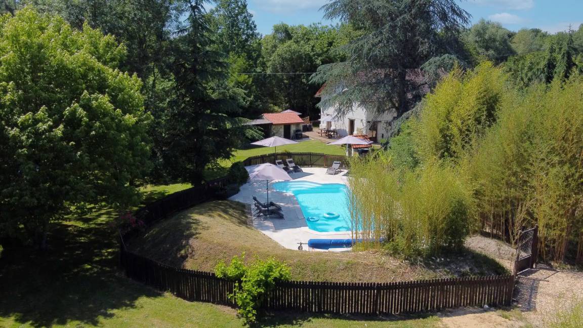 Saint-Martin-de-Gurson House | 300 m² House ∙ 6 bedrooms ∙ 10 guests