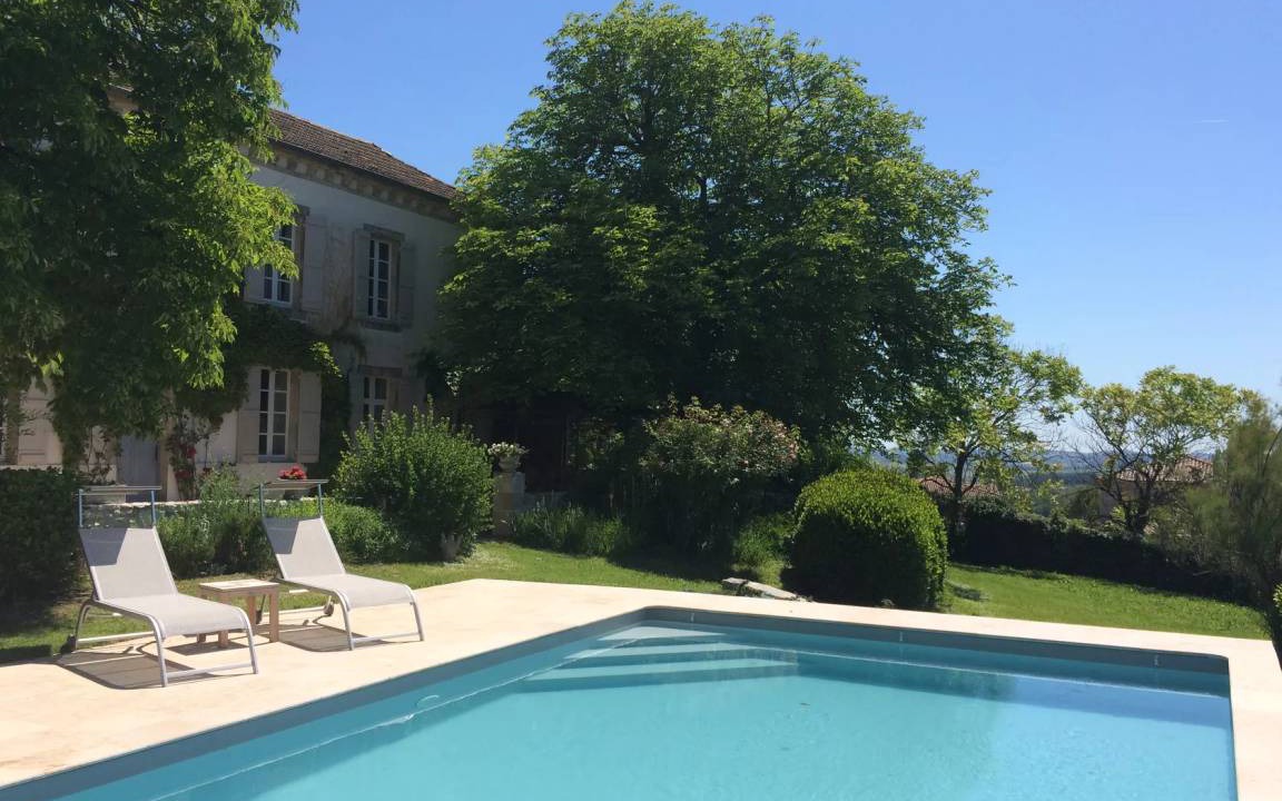 Fieux House | 310 m² House ∙ 6 bedrooms ∙ 14 guests