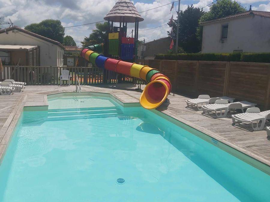 Surgeres House | 32 m² Mobile home ∙ 2 bedrooms ∙ 4 guests