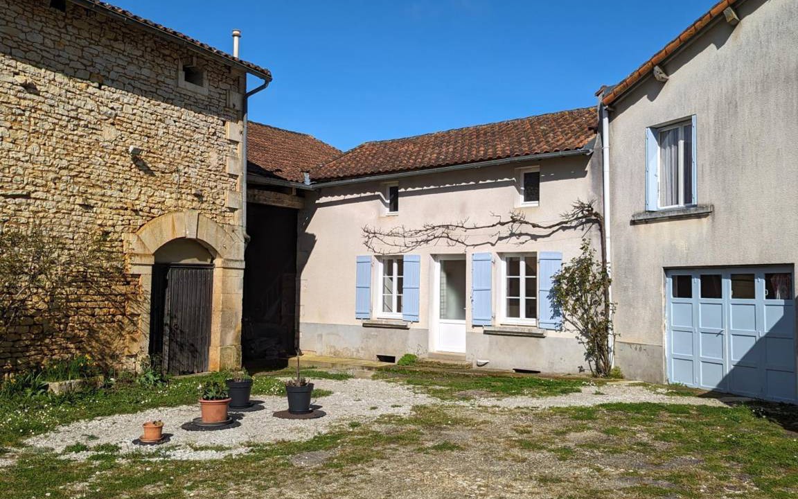 Poursac Cottage | 33 m² Cabin ∙ 1 bedroom ∙ 2 guests
