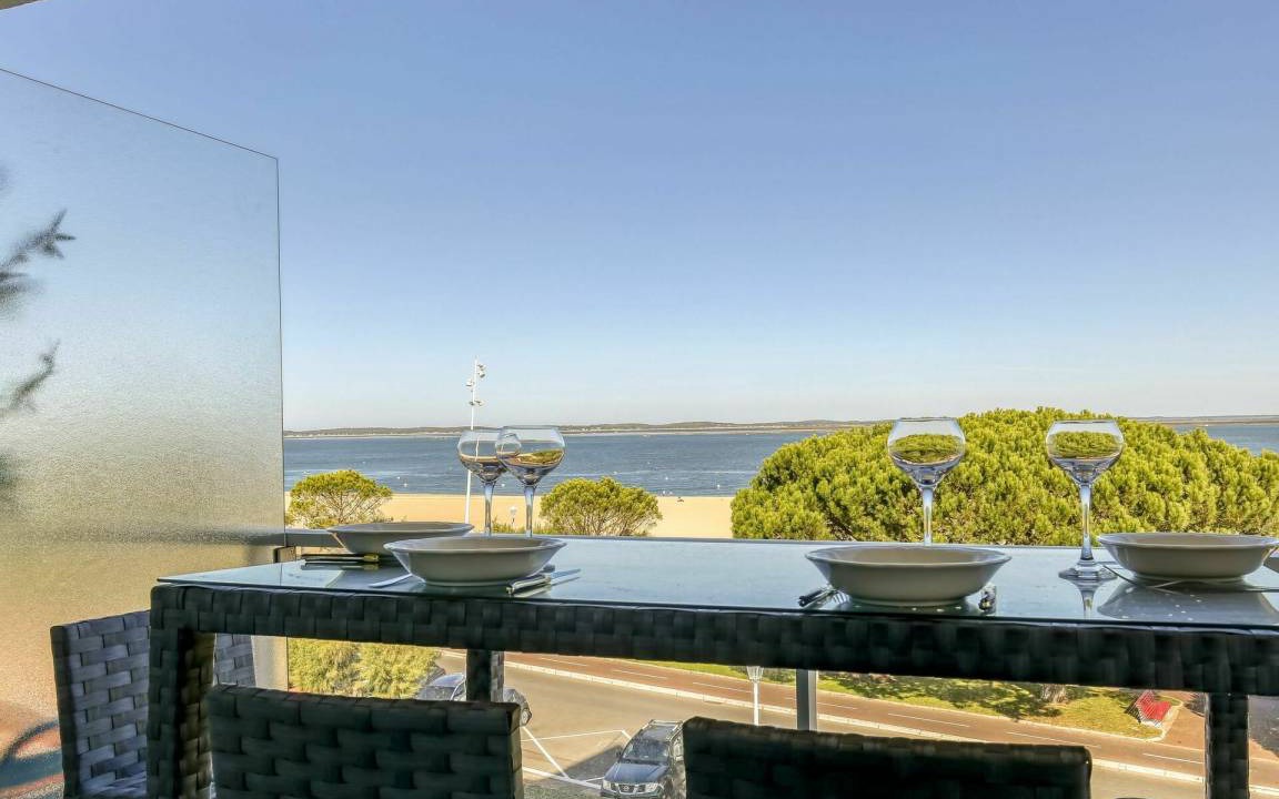 Claire | Arcachon
