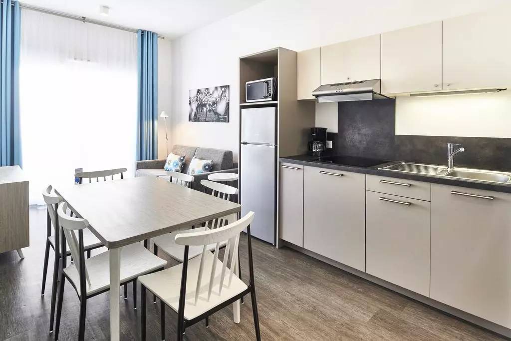 Jonzac Apartment | 34 m² Apartment ∙ 2 bedrooms ∙ 6 guests