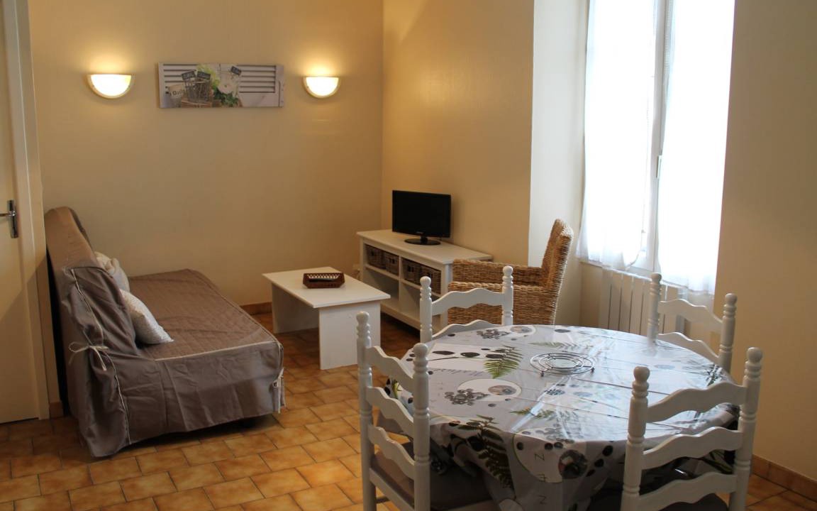 La Roche-Posay Apartment | 36 m² Apartment ∙ 1 bedroom ∙ 4 guests