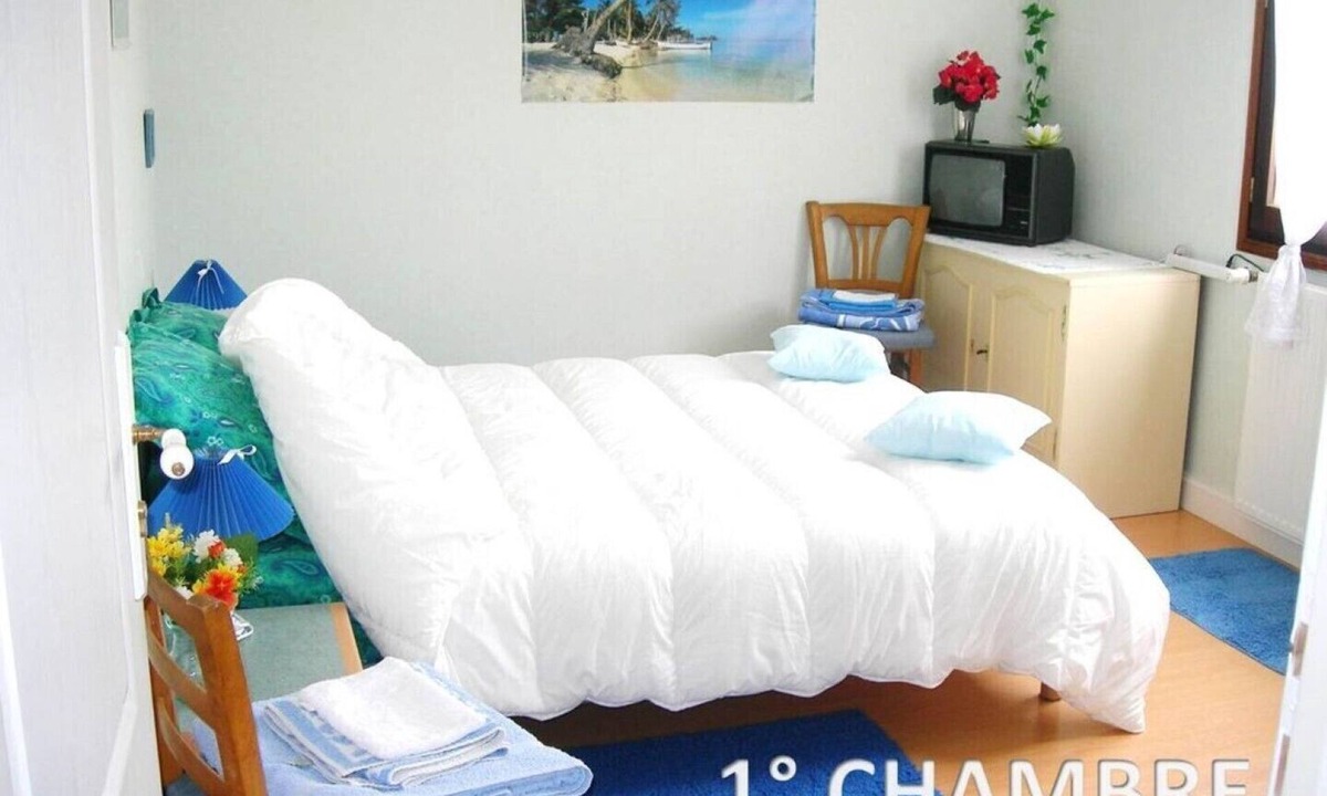 Aytre Apartment | 3P 72M2 -COVERED HEATED SWIMMING POOL large terrace -4 mins Beach-5 mins La Rochelle