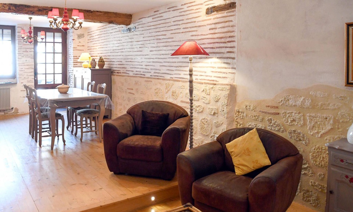 Aiguillon House | 4 bedroom cozy home in Aiguillon