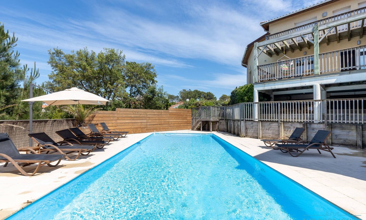 Moliets-et-Maa Villa | 4* Gallery Villa in Moliets, 15 p, heated pool, ensuite rooms/close 2 beach