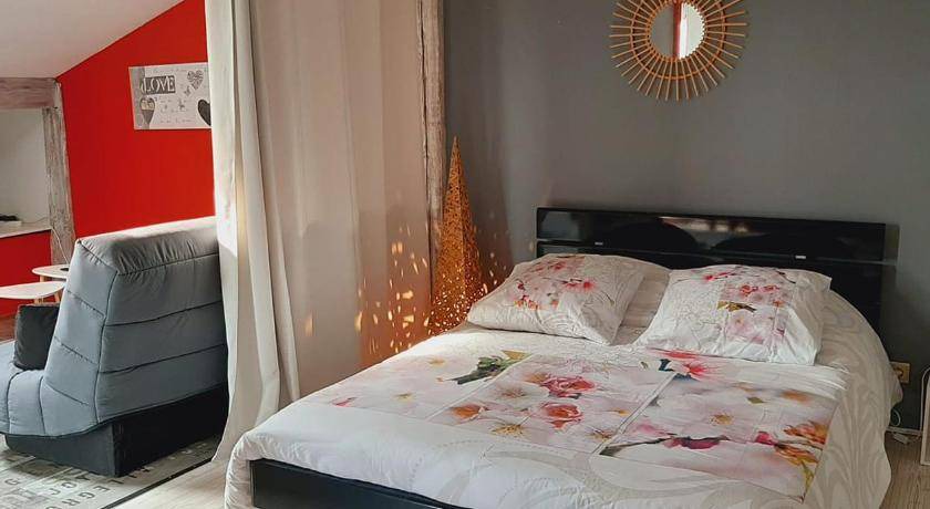 Marmande Apartment | 40 m² Apartment ∙ 1 bedroom ∙ 4 guests