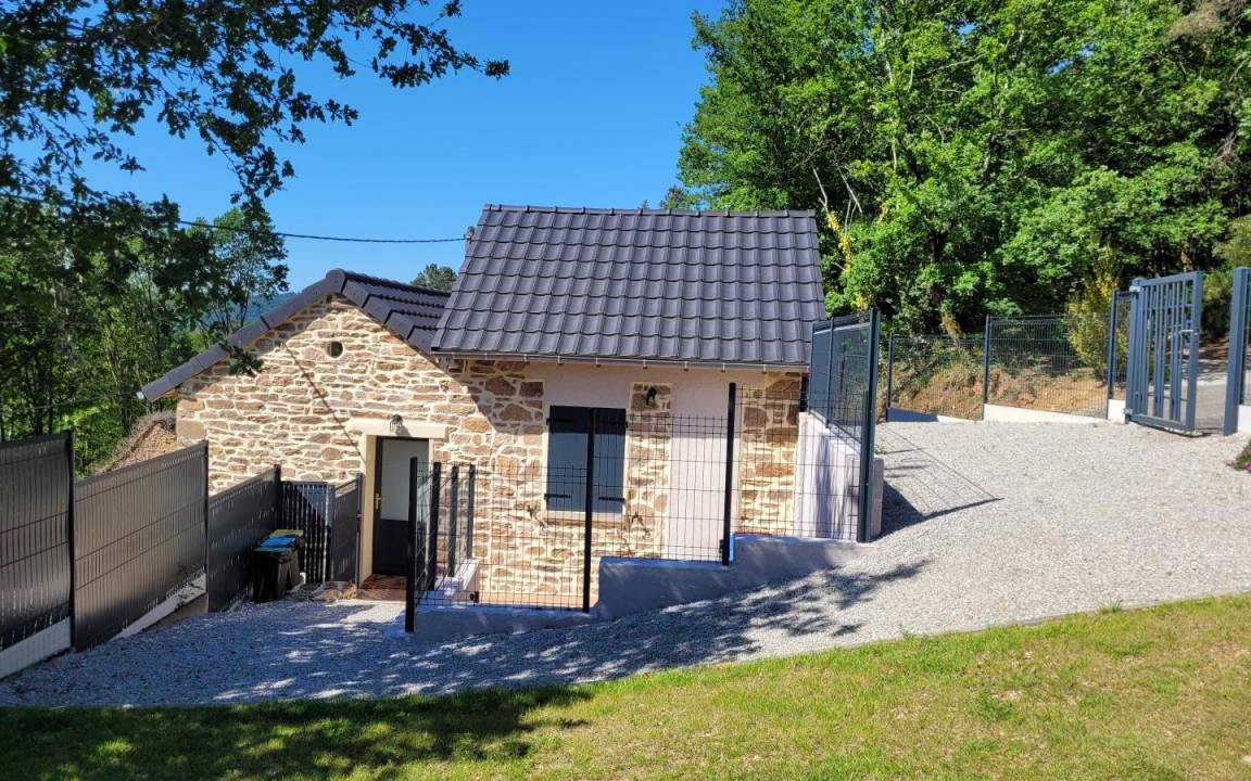 Aubazine House | 40 m² Gîte ∙ 2 bedrooms ∙ 3 guests