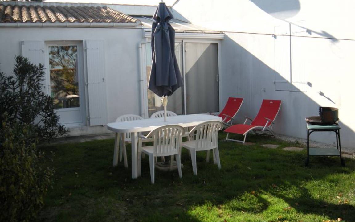 La Couarde-sur-Mer House | 40 m² House ∙ 2 bedrooms ∙ 4 guests