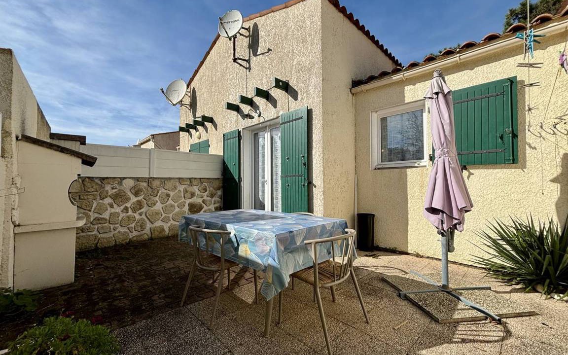 Domino House | 45 m² House ∙ 2 bedrooms ∙ 5 guests
