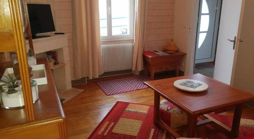 Ruelle-sur-Touvre Apartment | 45 m² Apartment ∙ 1 bedroom ∙ 4 guests