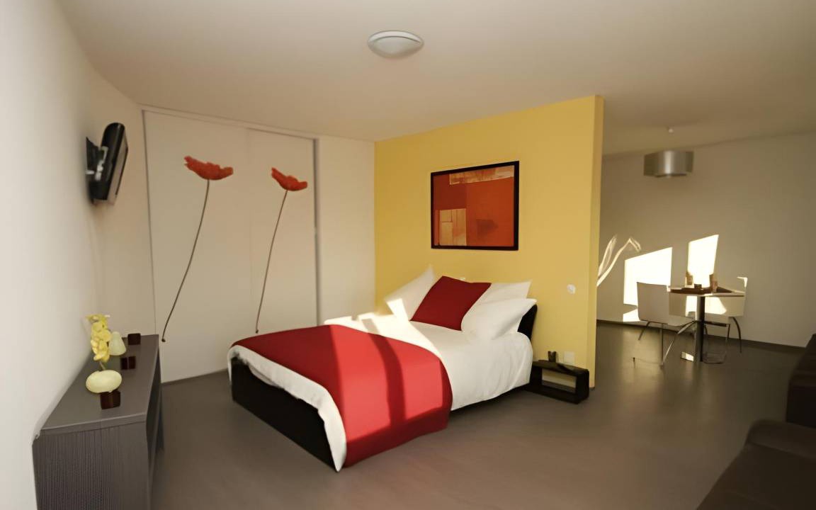 Talence Apartment | 45 m² Serviced apartment ∙ 4 guests