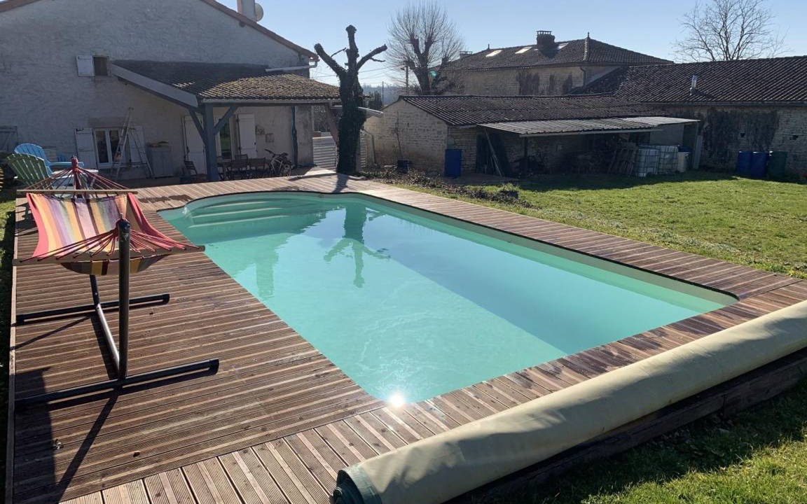 Aunac-sur-Charente Cottage | 48 m² Cabin ∙ 1 bedroom ∙ 2 guests