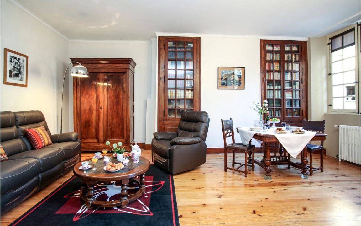 Sarlat-la-Caneda Historic Center Apartment | 50 m² Apartment ∙ 1 bedroom ∙ 2 guests