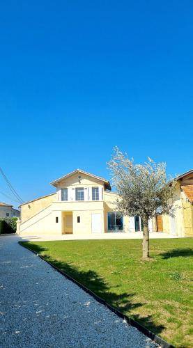 Saint-Emilion Apartment | 50 m² Apartment ∙ 2 guests