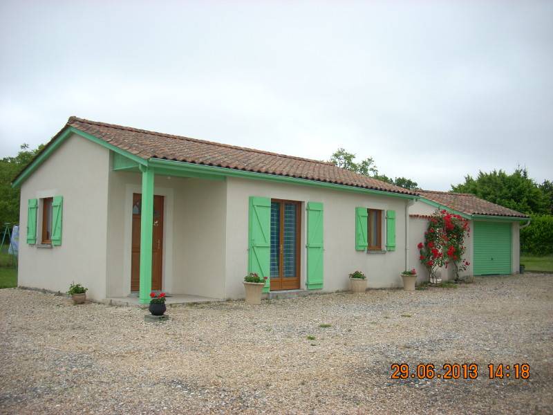 Saint-Meard-de-Drone House | 50 m² Gîte ∙ 2 bedrooms ∙ 3 guests