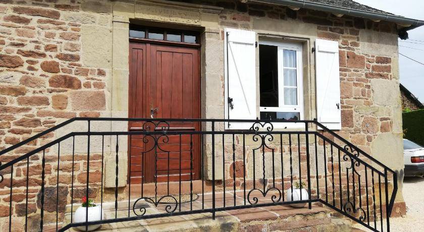 Lanteuil House | 50 m² House ∙ 2 bedrooms ∙ 4 guests