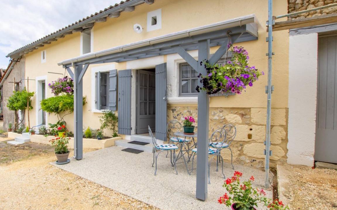 Cornille House | 55 m² Gîte ∙ 2 bedrooms ∙ 4 guests