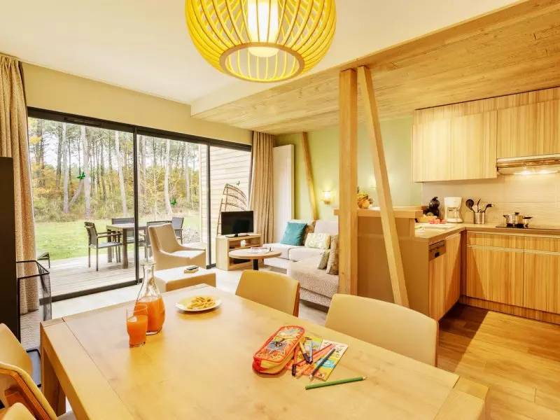 Curcay-sur-Dive House | 55 m² Mobile home ∙ 2 bedrooms ∙ 4 guests