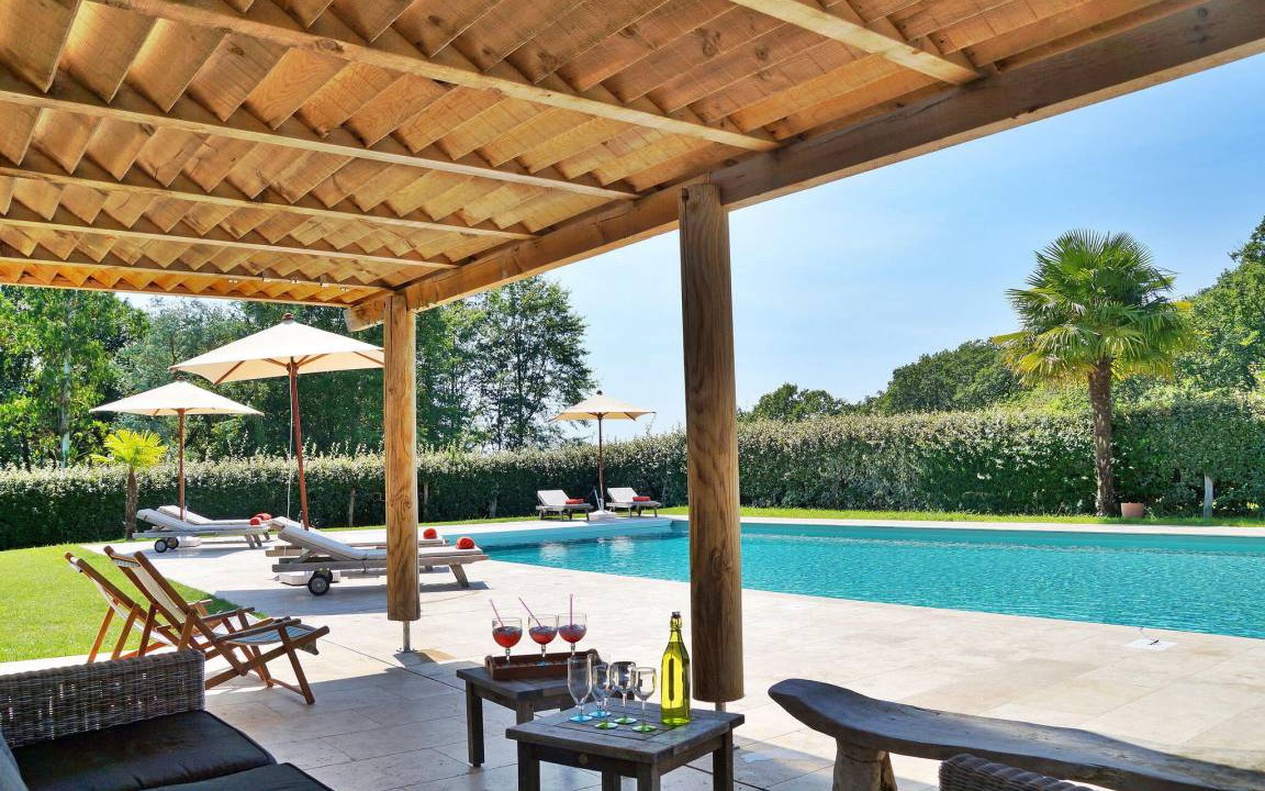 Saint-Laurent-de-Gosse House | 550 m² House ∙ 10 bedrooms ∙ 18 guests