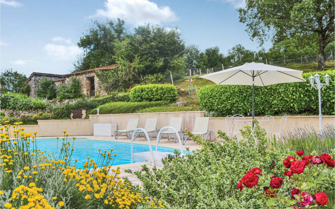 Brantome-en-Perigord House | 56 m² House ∙ 1 bedroom ∙ 2 guests