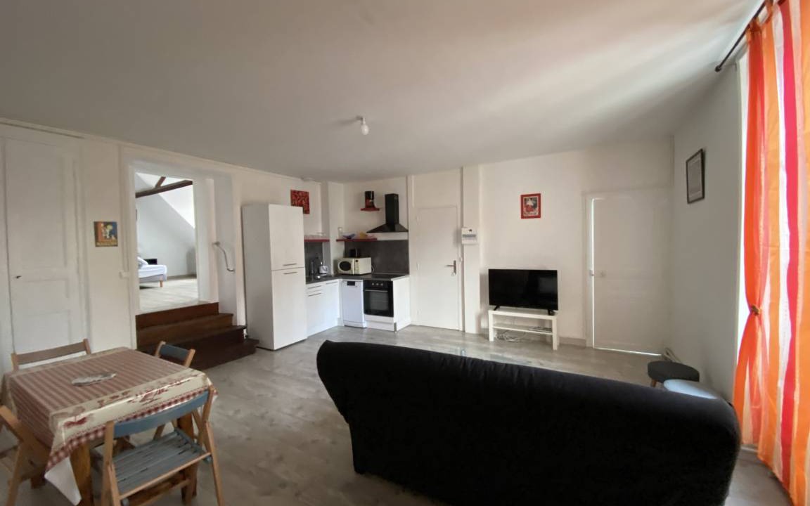 La Roche-Posay Apartment | 57 m² Apartment ∙ 1 bedroom ∙ 5 guests
