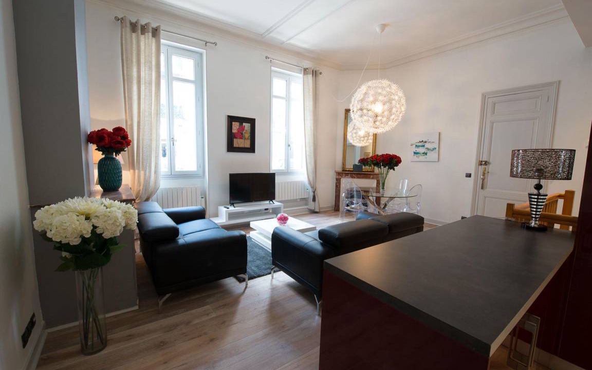 Saint-Michel Apartment | 58 m² Apartment ∙ 4 guests