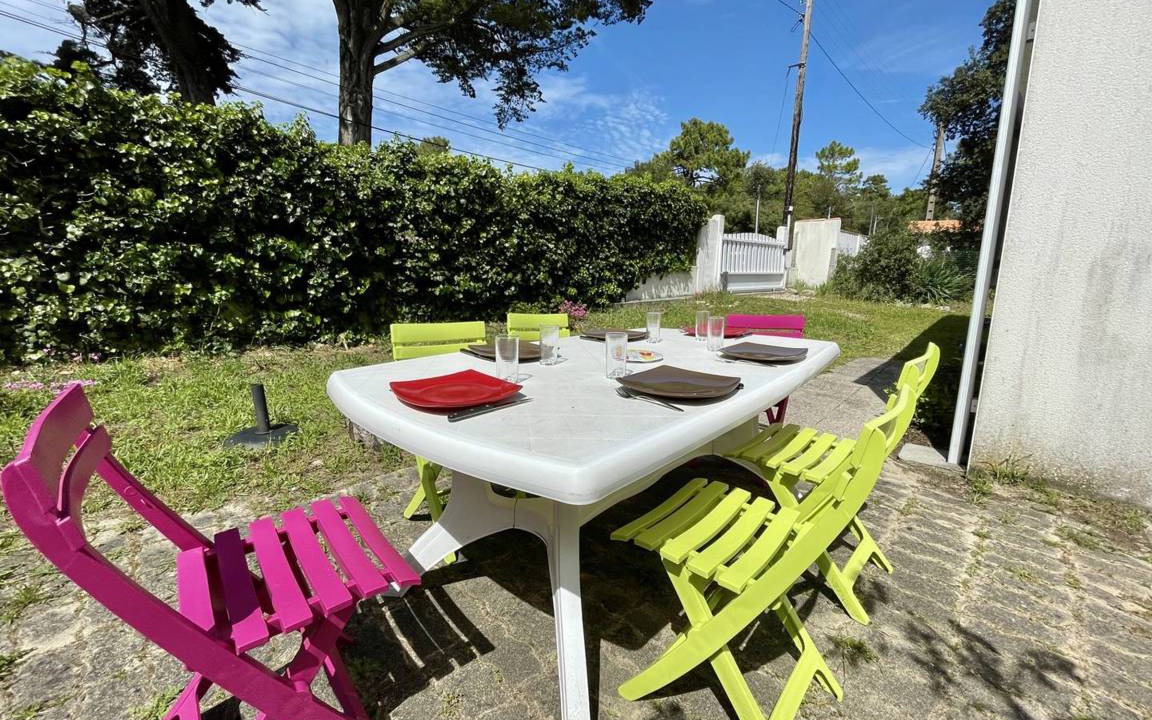 Domino House | 62 m² House ∙ 2 bedrooms ∙ 4 guests