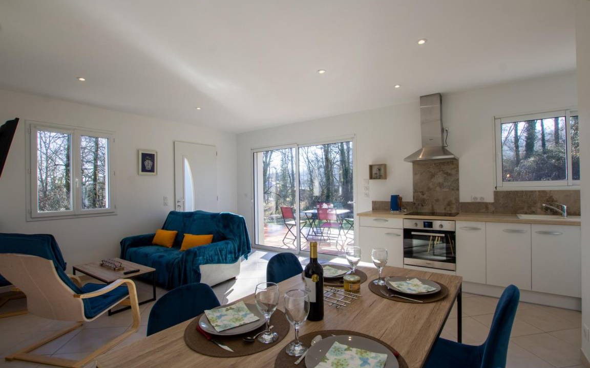 Saint-Martial-de-Nabirat House | 65 m² Gîte ∙ 2 bedrooms ∙ 4 guests