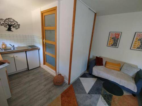 Boulazac-Isle-Manoire Apartment | 65 m² Apartment ∙ 3 bedrooms ∙ 7 guests