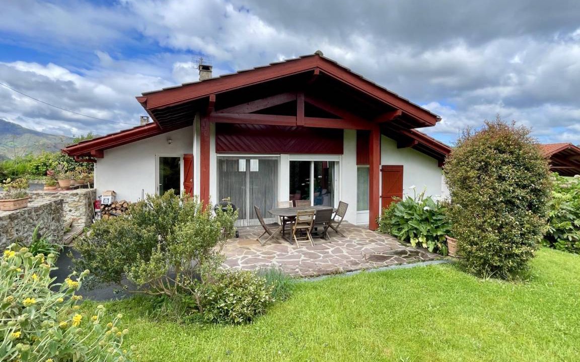 Itxassou House | 65 m² Gîte ∙ 2 bedrooms ∙ 5 guests