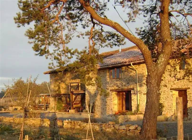 Suris House | 65 m² House ∙ 2 bedrooms ∙ 4 guests