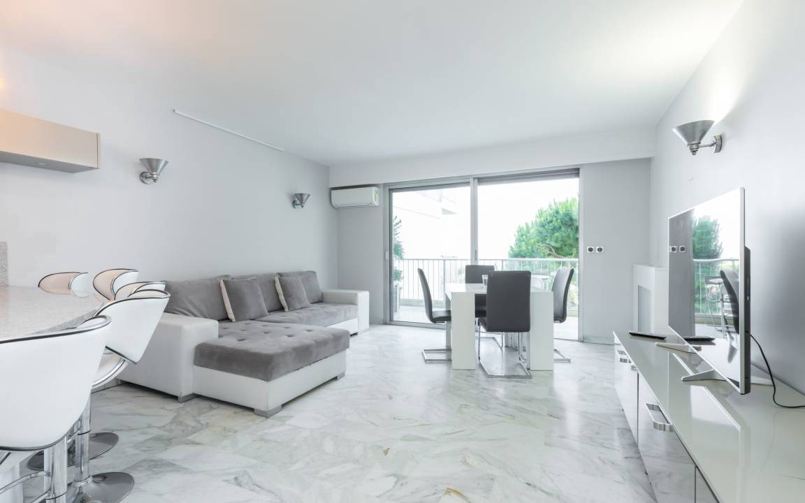 Saint-Laurent-du-Var Apartment | 66 m² Apartment ∙ 2 bedrooms ∙ 4 guests