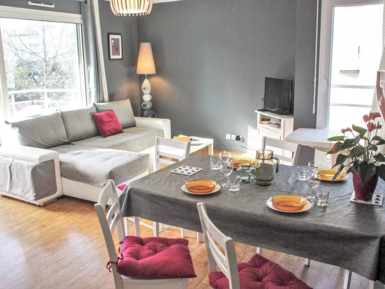Biarritz City Centre Apartment | 67 m² Apartment ∙ 2 bedrooms ∙ 4 guests