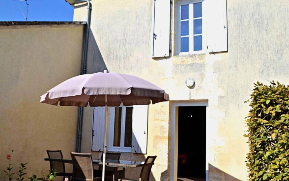Salles-Lavalette Cottage | 68 m² Cabin ∙ 1 bedroom ∙ 4 guests