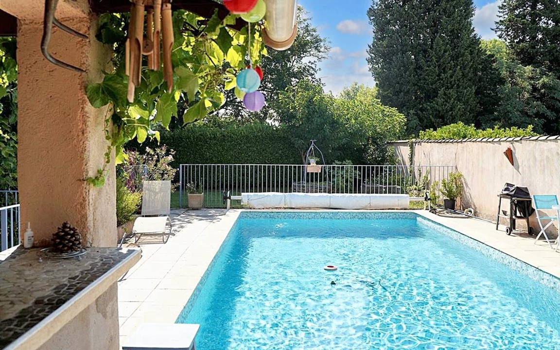 Le Pontet Apartment | 70 m² Apartment ∙ 2 bedrooms ∙ 4 guests