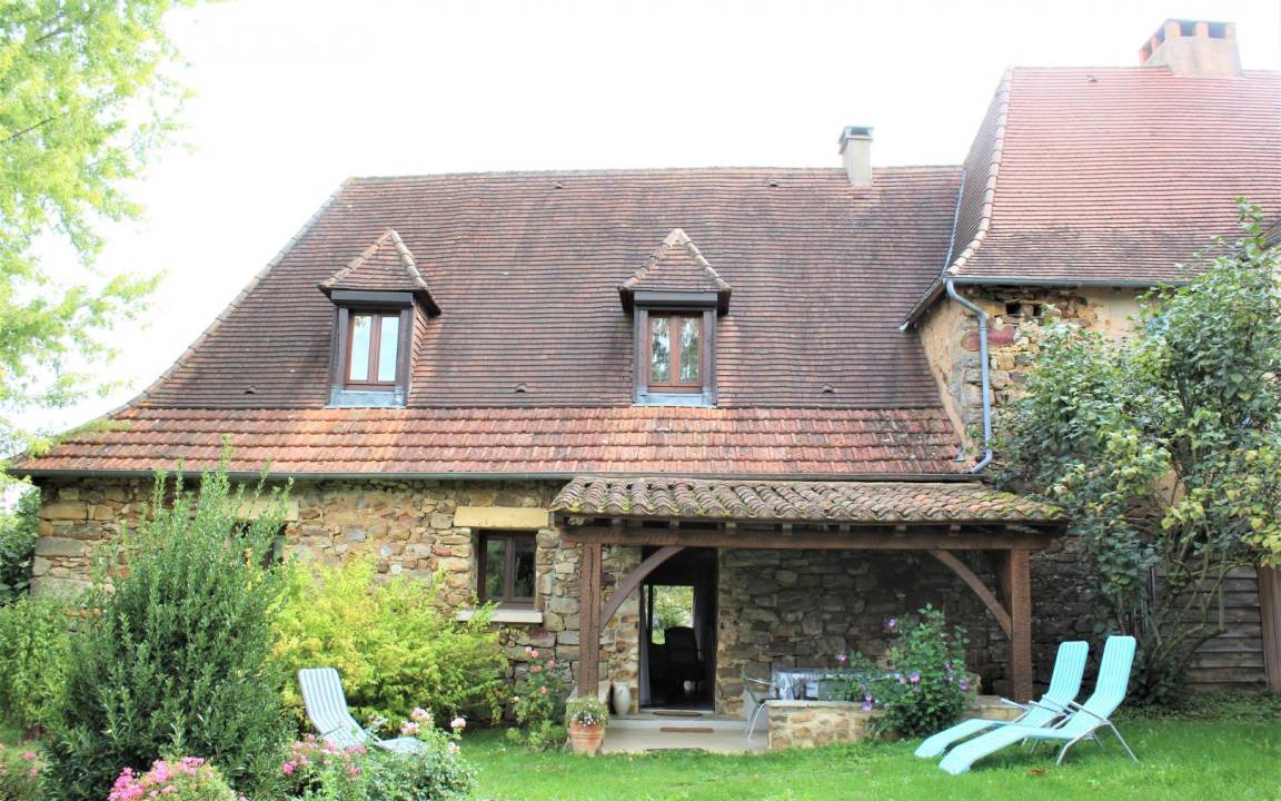 Saint-Amand-de-Belves House | 70 m² Gîte ∙ 3 bedrooms ∙ 6 guests